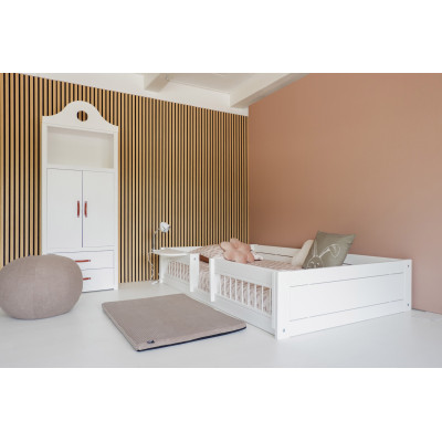 Letto Montessori Lifetime 120 incl. rete a doghe deluxe con set di cassetti