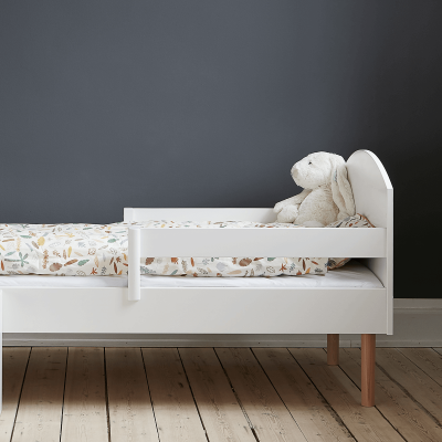 Manis-h Junior Retro Bed with Beech Legs Snow white